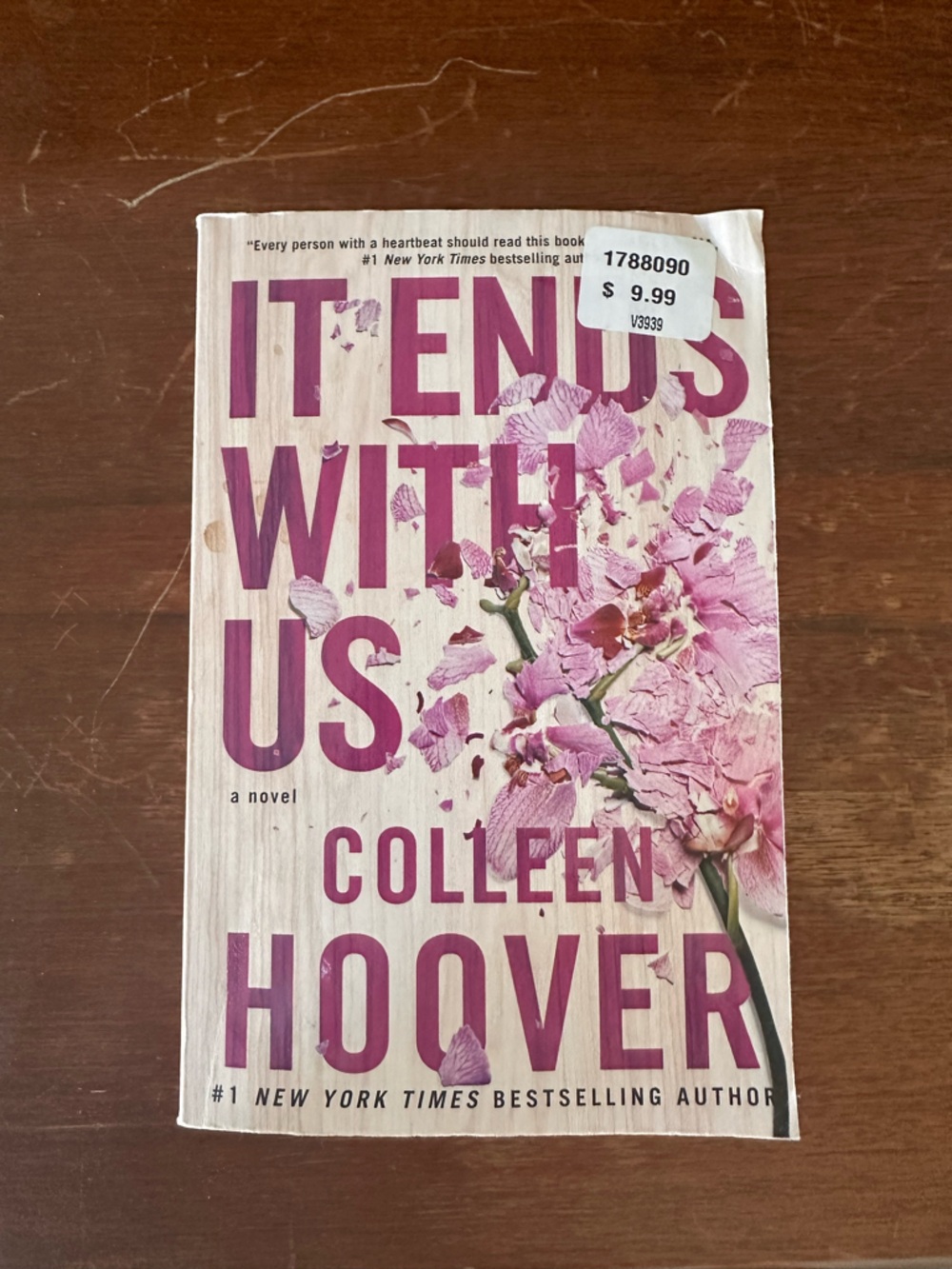 ‘It Ends With Us’ Paperback